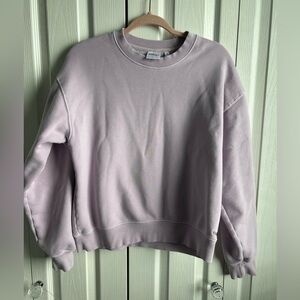 Aritzia TNA Sweatfleece Cozy Fleece Sweatshirt
Size Medium